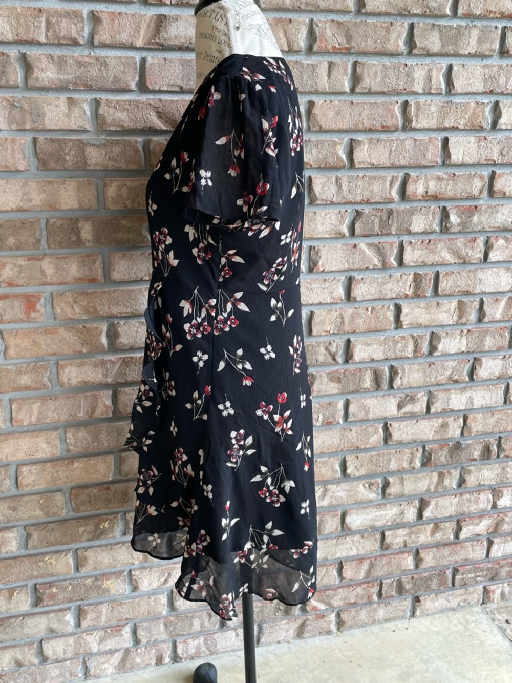Madewell Black Floral V-Neck Mini Dress - Picture 4 of 7